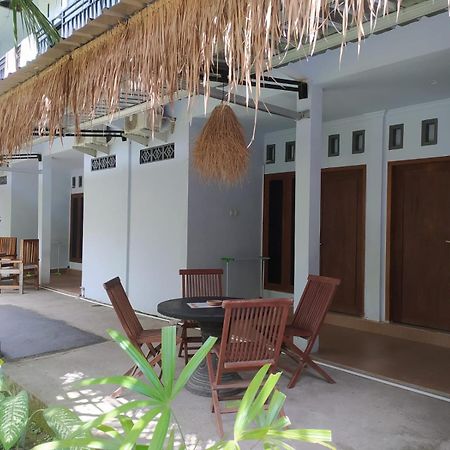 Merendeng Hostel Kuta Kuta  Екстер'єр фото