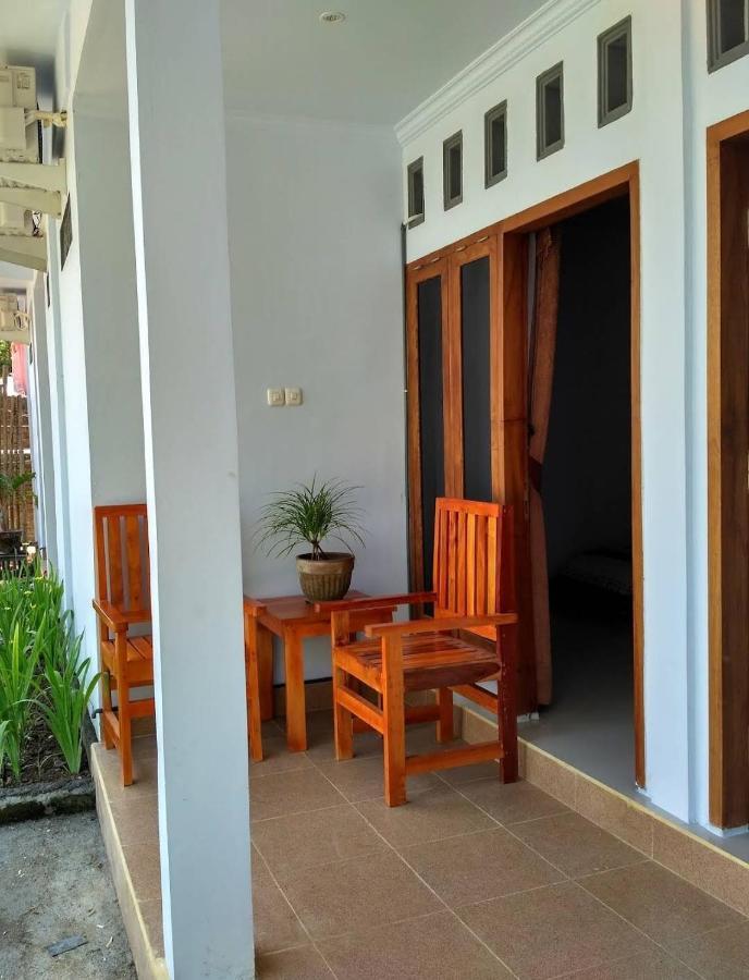 Merendeng Hostel Kuta Kuta  Екстер'єр фото