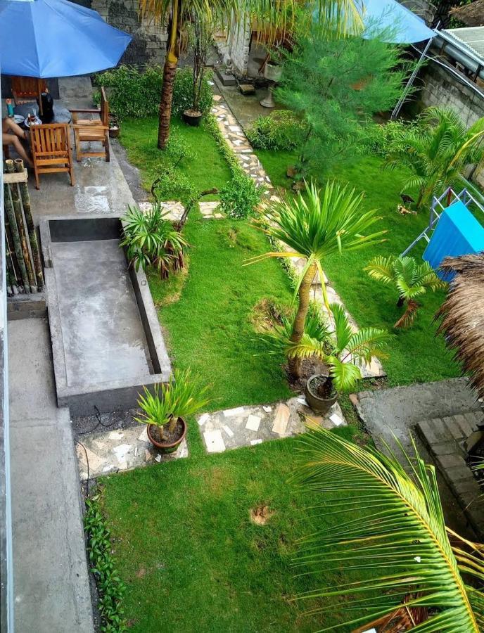 Merendeng Hostel Kuta Kuta  Екстер'єр фото