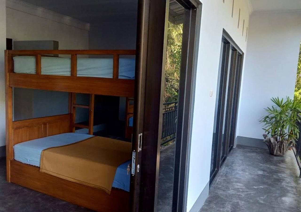 Merendeng Hostel Kuta Kuta  Екстер'єр фото